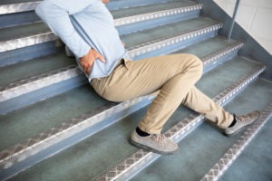 What is the average settlement in a slip and fall claim